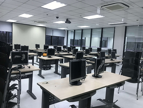 全鋼無(wú)邊防靜電地板工程